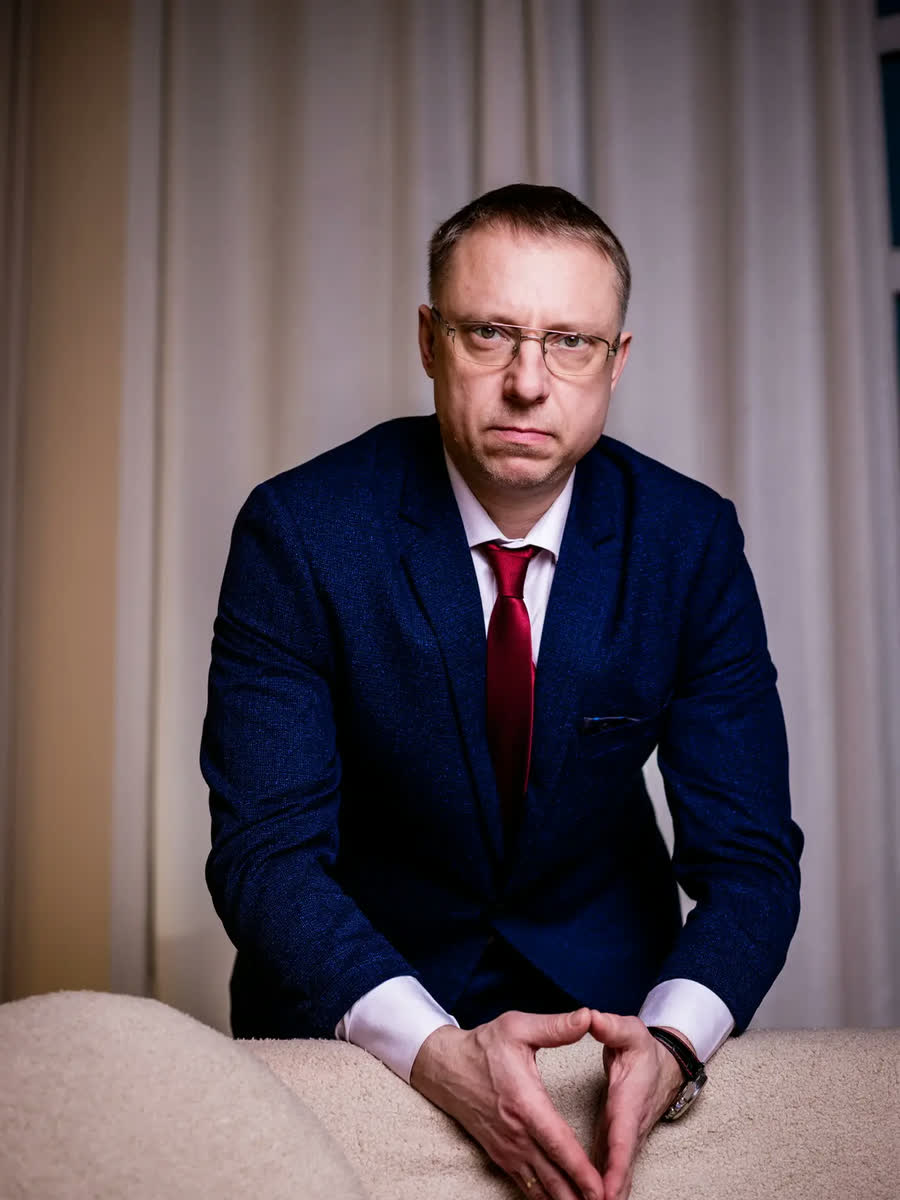 Топоров Михаил Сергеевич — исполнительный директор СК «Патер-Строй»